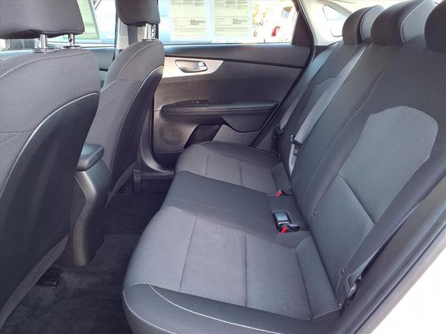 Photo of 2023 Snow White Pearl Kia Forte