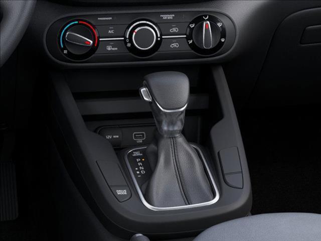 Photo of 2025 Snow White Pearl Kia Soul