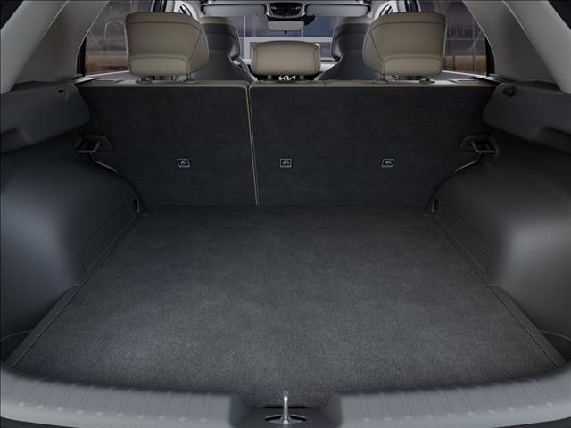 Photo of 2025 Cityscape Green Kia Niro