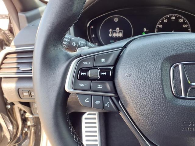 Photo of 2022 Crystal Black Pearl Honda Accord