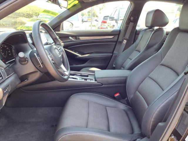 Photo of 2022 Crystal Black Pearl Honda Accord