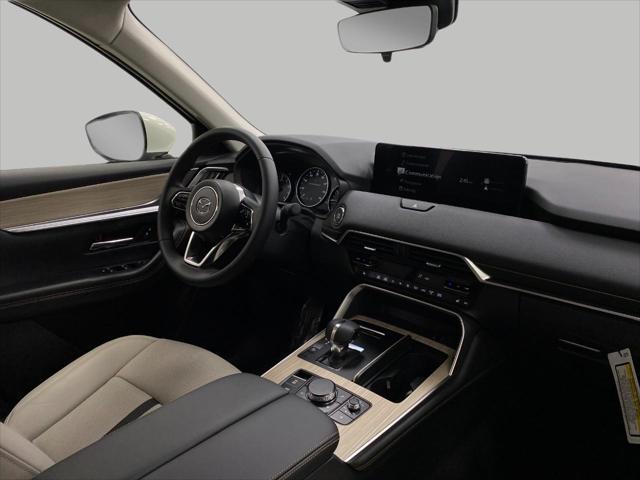 Photo of 2025 Rhodium White Premium Mazda CX-90
