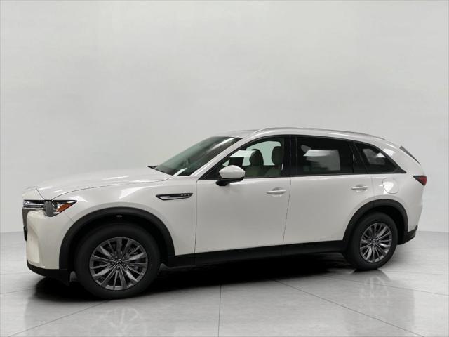 Photo of 2025 Rhodium White Premium Mazda CX-90
