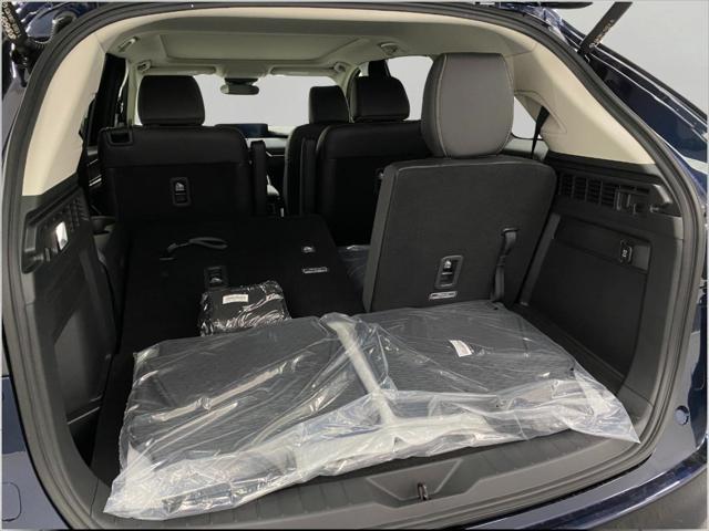 Photo of 2025 Deep Crystal Blue Mica Mazda CX-90