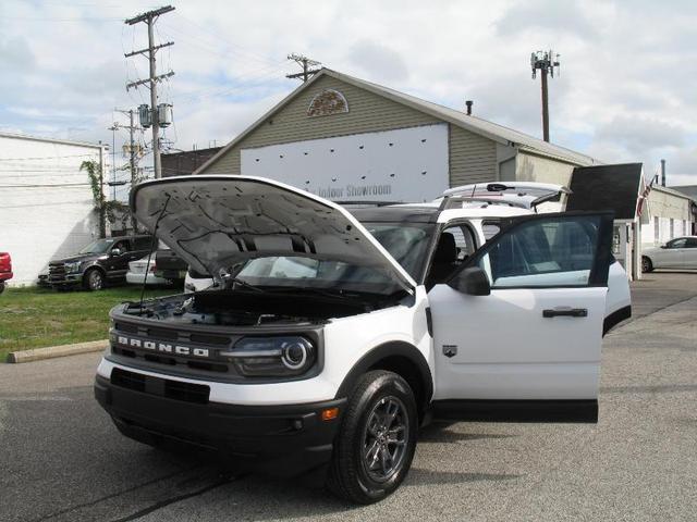 Photo of 2024 Oxford White Ford Bronco Sport