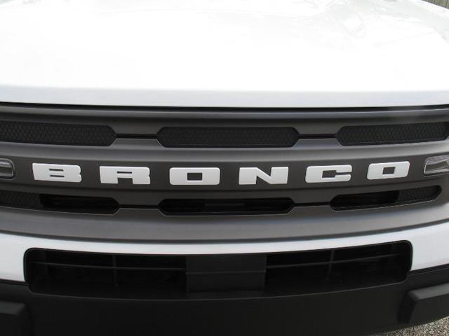 Photo of 2024 Oxford White Ford Bronco Sport