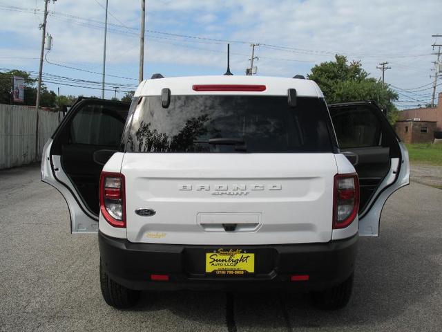 Photo of 2024 Oxford White Ford Bronco Sport