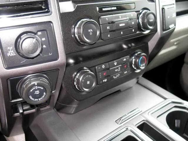 Photo of 2020 Agate Black Metallic Ford F-150