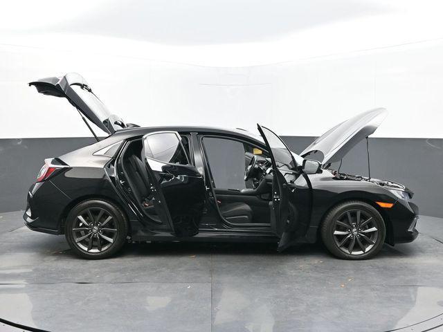 Photo of 2020 Black Honda Civic