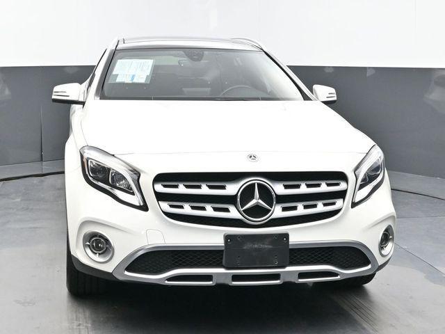 Photo of 2020 White Mercedes-Benz GLA 250