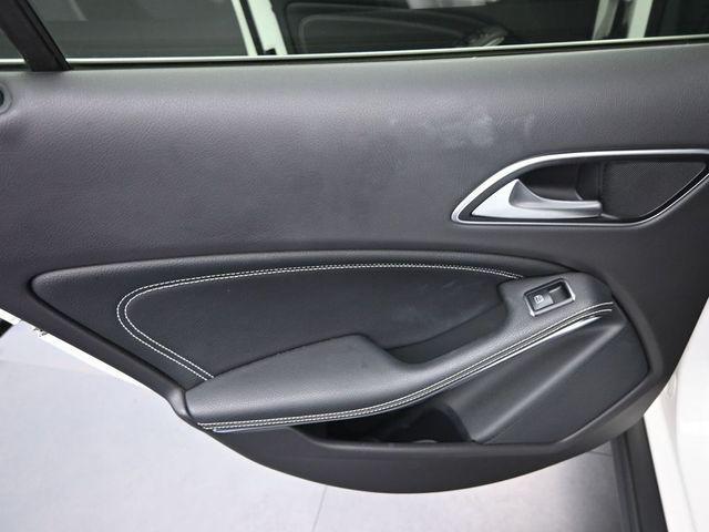 Photo of 2020 White Mercedes-Benz GLA 250