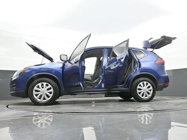 Photo of 2020 Caspian Blue Metallic Nissan Rogue
