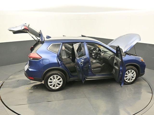 Photo of 2020 Caspian Blue Metallic Nissan Rogue