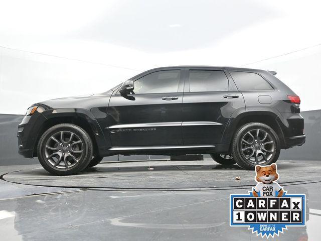 Photo of 2021 Diamond Black Crystal Pearlcoat Jeep Grand Cherokee