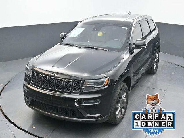 Photo of 2021 Diamond Black Crystal Pearlcoat Jeep Grand Cherokee