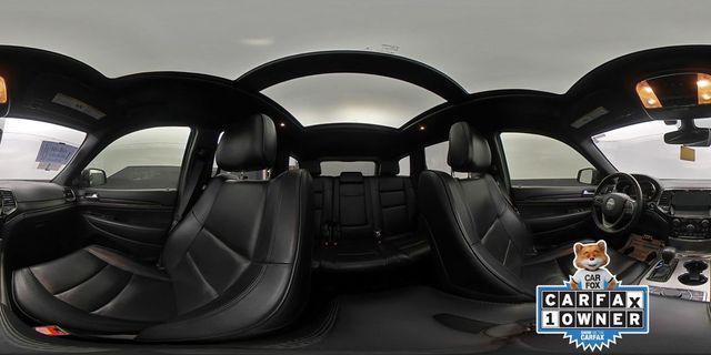 Photo of 2021 Diamond Black Crystal Pearlcoat Jeep Grand Cherokee