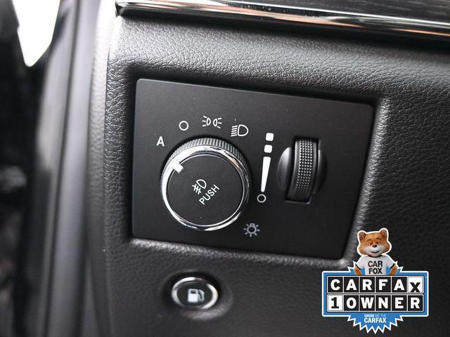 Photo of 2021 Diamond Black Crystal Pearlcoat Jeep Grand Cherokee