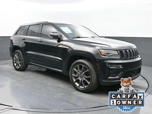 Photo of 2021 Diamond Black Crystal Pearlcoat Jeep Grand Cherokee