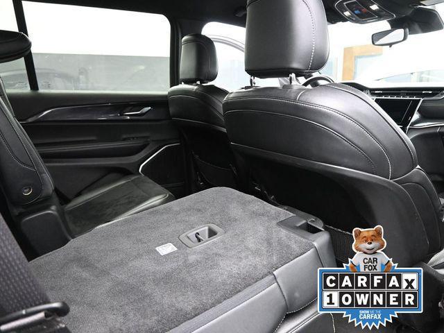 Photo of 2021 Silver Zynith Jeep Grand Cherokee L