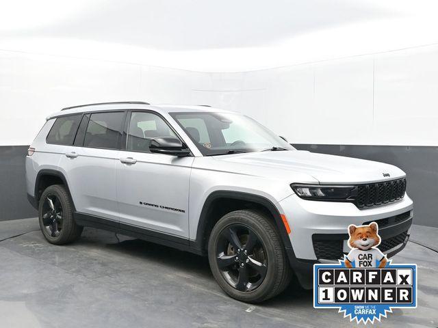 Photo of 2021 Silver Zynith Jeep Grand Cherokee L