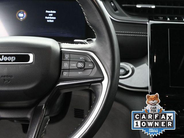 Photo of 2021 Silver Zynith Jeep Grand Cherokee L