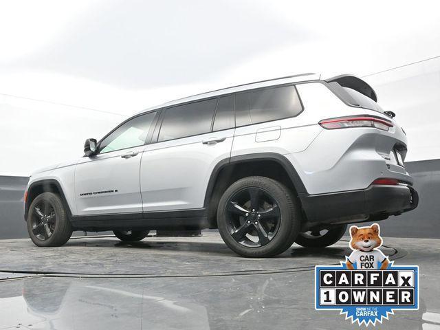 Photo of 2021 Silver Zynith Jeep Grand Cherokee L