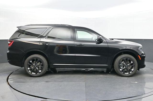 Photo of 2026 DB Black Crystal Clearcoat Dodge Durango
