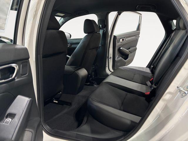 Photo of 2025 Platinum White Pearl Honda Civic