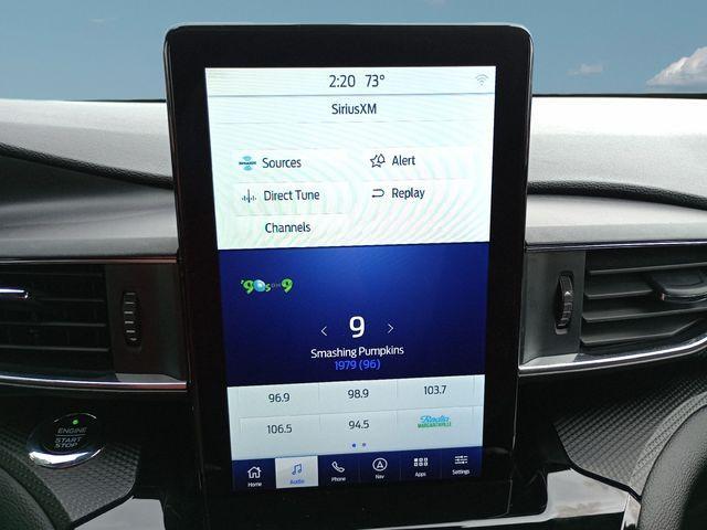 Photo of 2021 Oxford White Ford Explorer