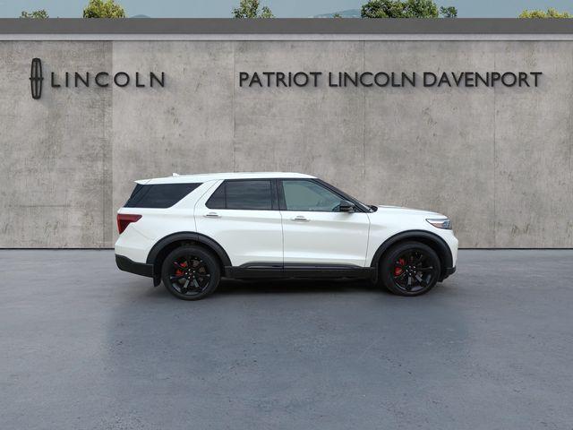 Photo of 2021 Oxford White Ford Explorer