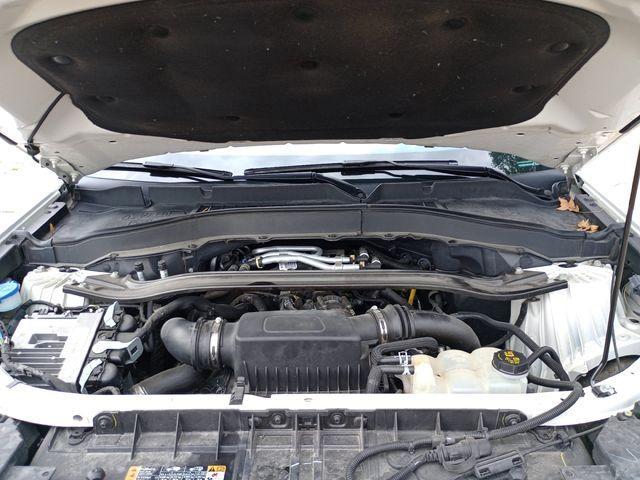 Photo of 2021 Oxford White Ford Explorer