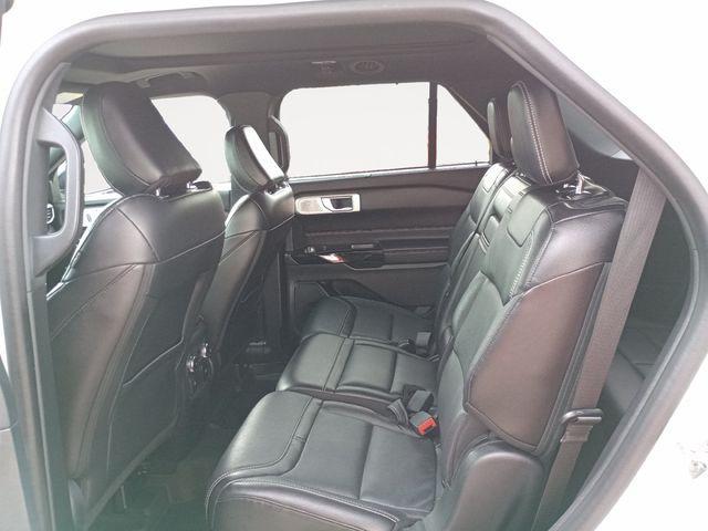 Photo of 2021 Oxford White Ford Explorer