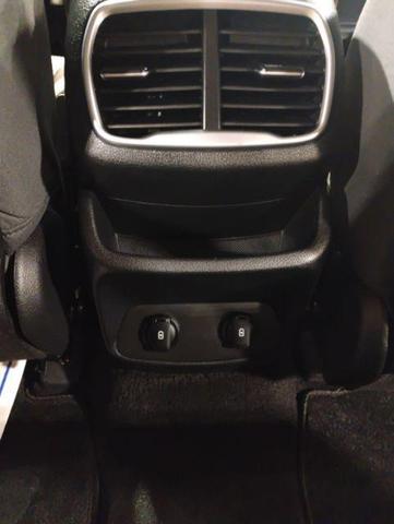 Photo of 2020 Quartz White Hyundai SANTA FE