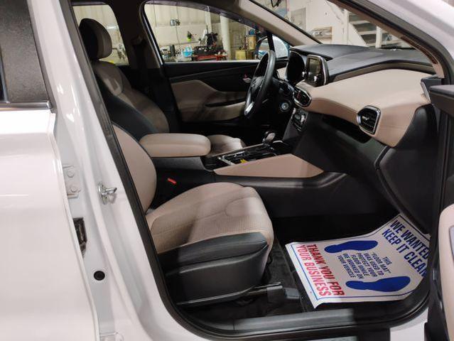 Photo of 2020 Quartz White Hyundai SANTA FE