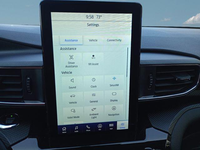 Photo of 2021 Silver Ford Explorer