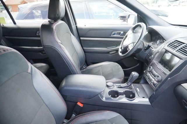 Photo of 2018 Magnetic Ford Explorer