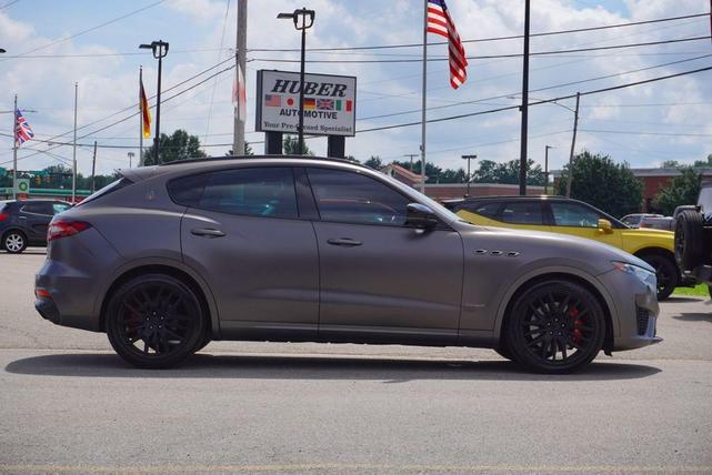 Photo of 2020 Grigio Maratea Metallescent Maserati Levante