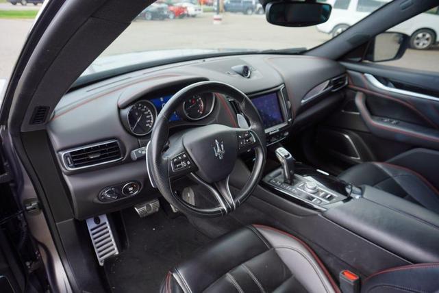 Photo of 2020 Grigio Maratea Metallescent Maserati Levante