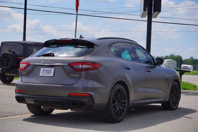 Photo of 2020 Grigio Maratea Metallescent Maserati Levante