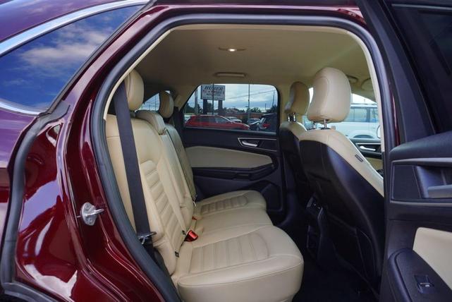 Photo of 2021 Burgundy Velvet Metallic Tinted Clearcoat Ford Edge