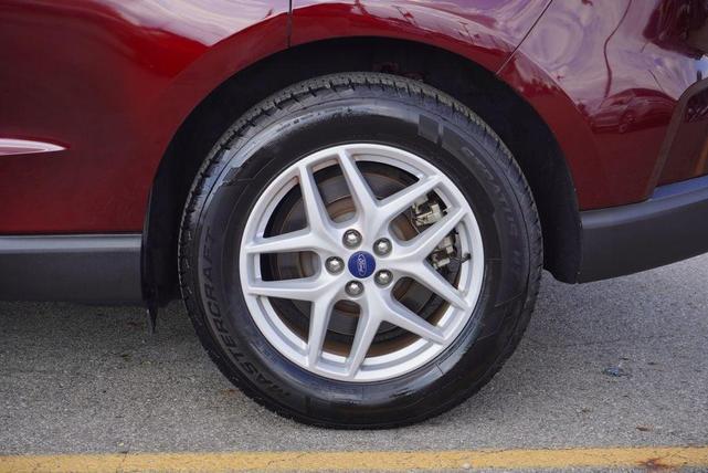 Photo of 2021 Burgundy Velvet Metallic Tinted Clearcoat Ford Edge
