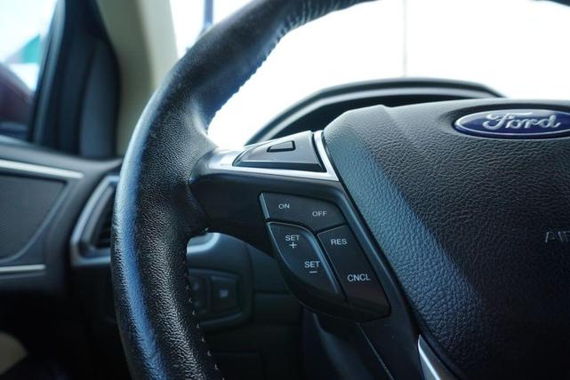 Photo of 2021 Burgundy Velvet Metallic Tinted Clearcoat Ford Edge