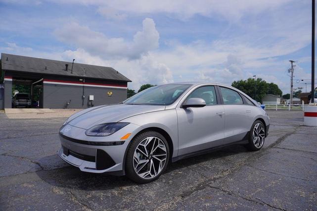 Photo of 2023 Silver Hyundai IONIQ 6