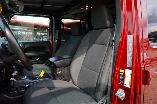 Photo of 2021 Snazzberry Pearlcoat Jeep Wrangler Unlimited