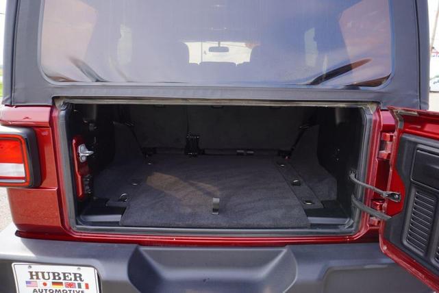 Photo of 2021 Snazzberry Pearlcoat Jeep Wrangler Unlimited