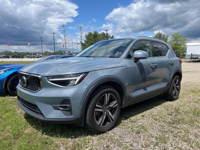 2023 Volvo XC40