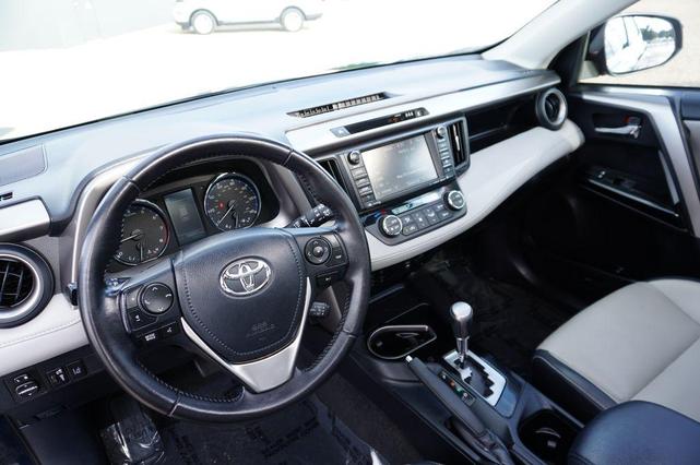 Photo of 2017 Galactic Aqua Toyota RAV4