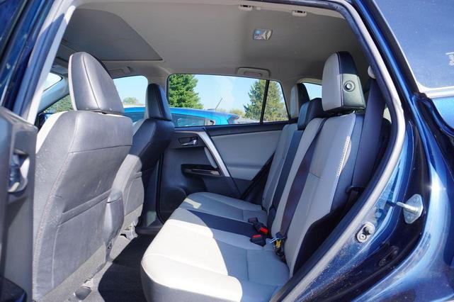 Photo of 2017 Galactic Aqua Toyota RAV4