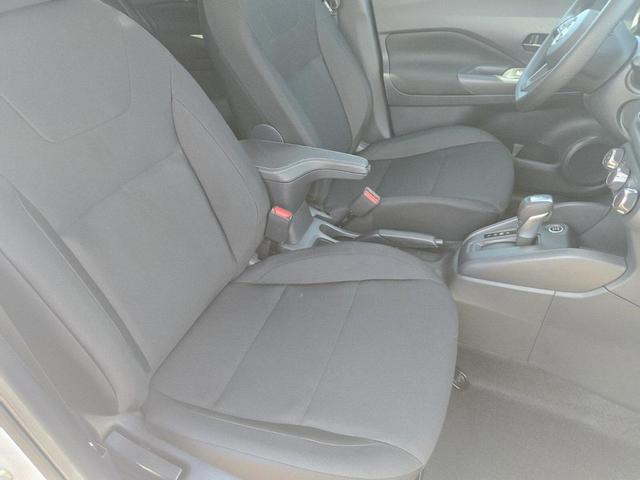 Photo of 2025 QM1 Fresh Powd Nissan Kicks