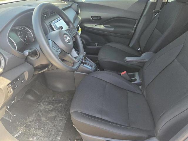 Photo of 2025 QM1 Fresh Powd Nissan Kicks